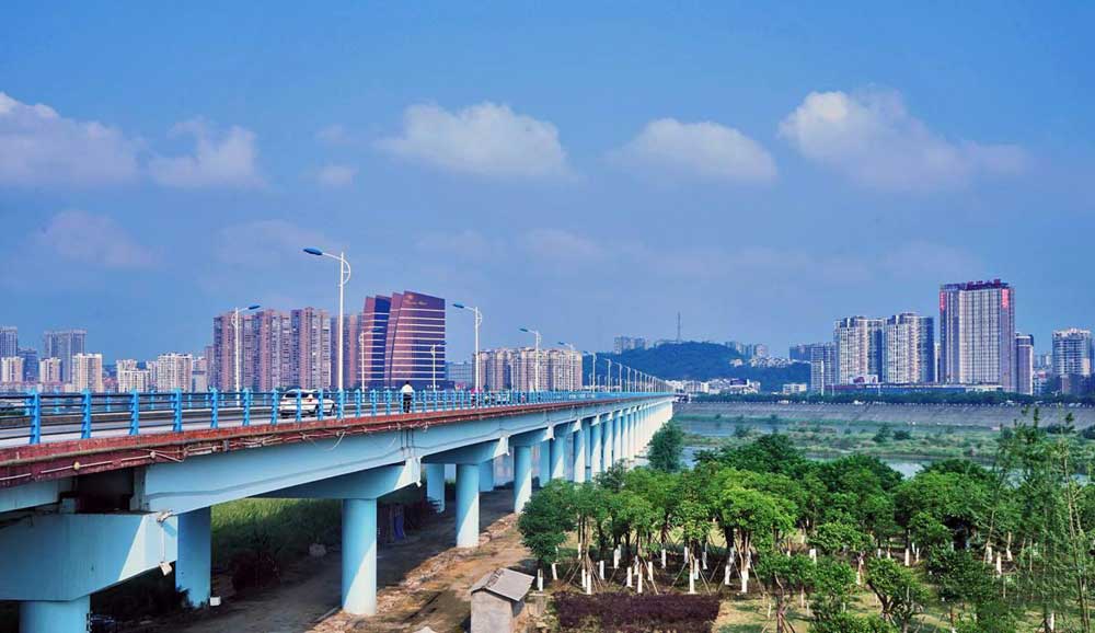 南充市都京港嘉陵江大橋工程.jpg